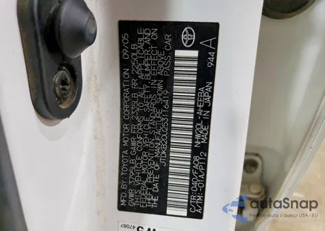 2005 Toyota Prius z USA, uszkodzony, nr VIN JTDKB20U253116419